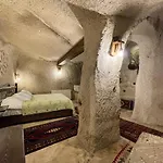 Takunya Cave 호텔 *