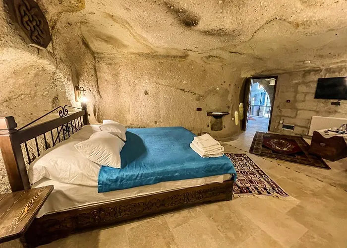 Takunya Cave Hotel